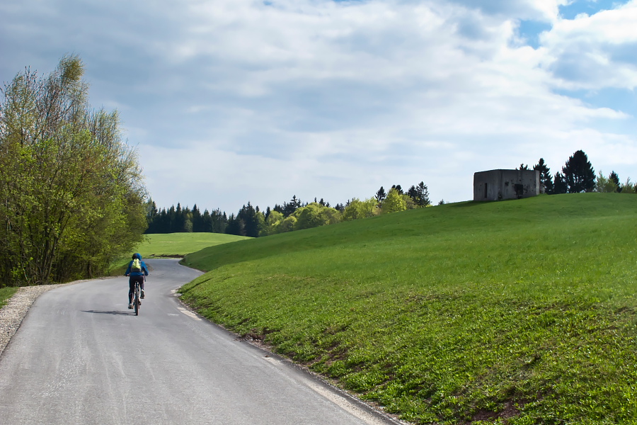 Panoramic road along Žirovski Vrh ridge