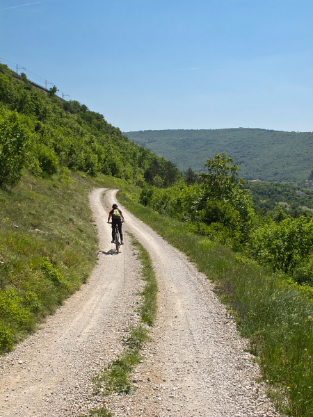 Descent towards Hrastovlje