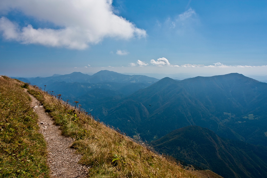 Črna prst - Pot proti vrhu