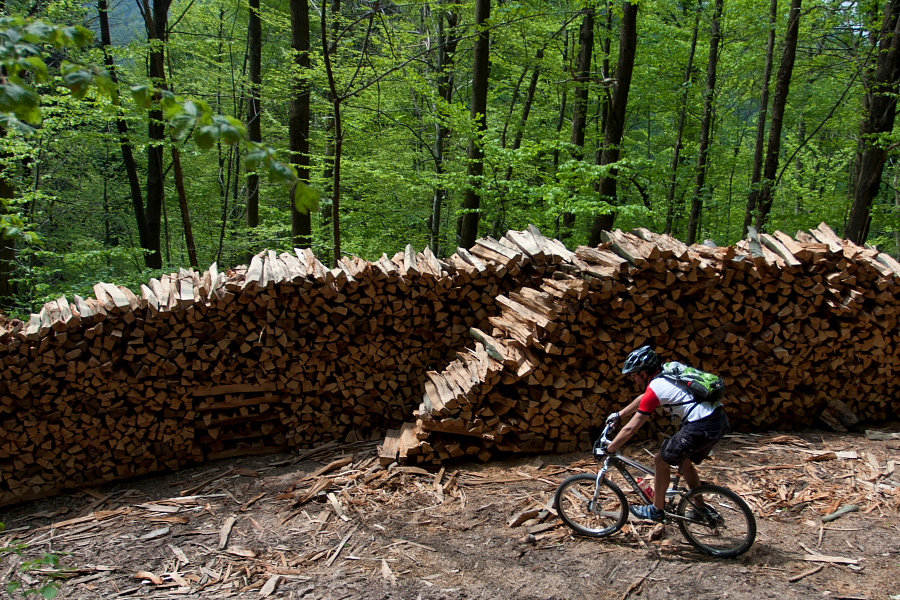 Nice descent into Ločnica valley