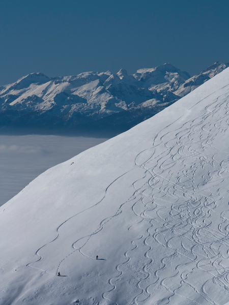 Skiing from the summit of Veliki vrh