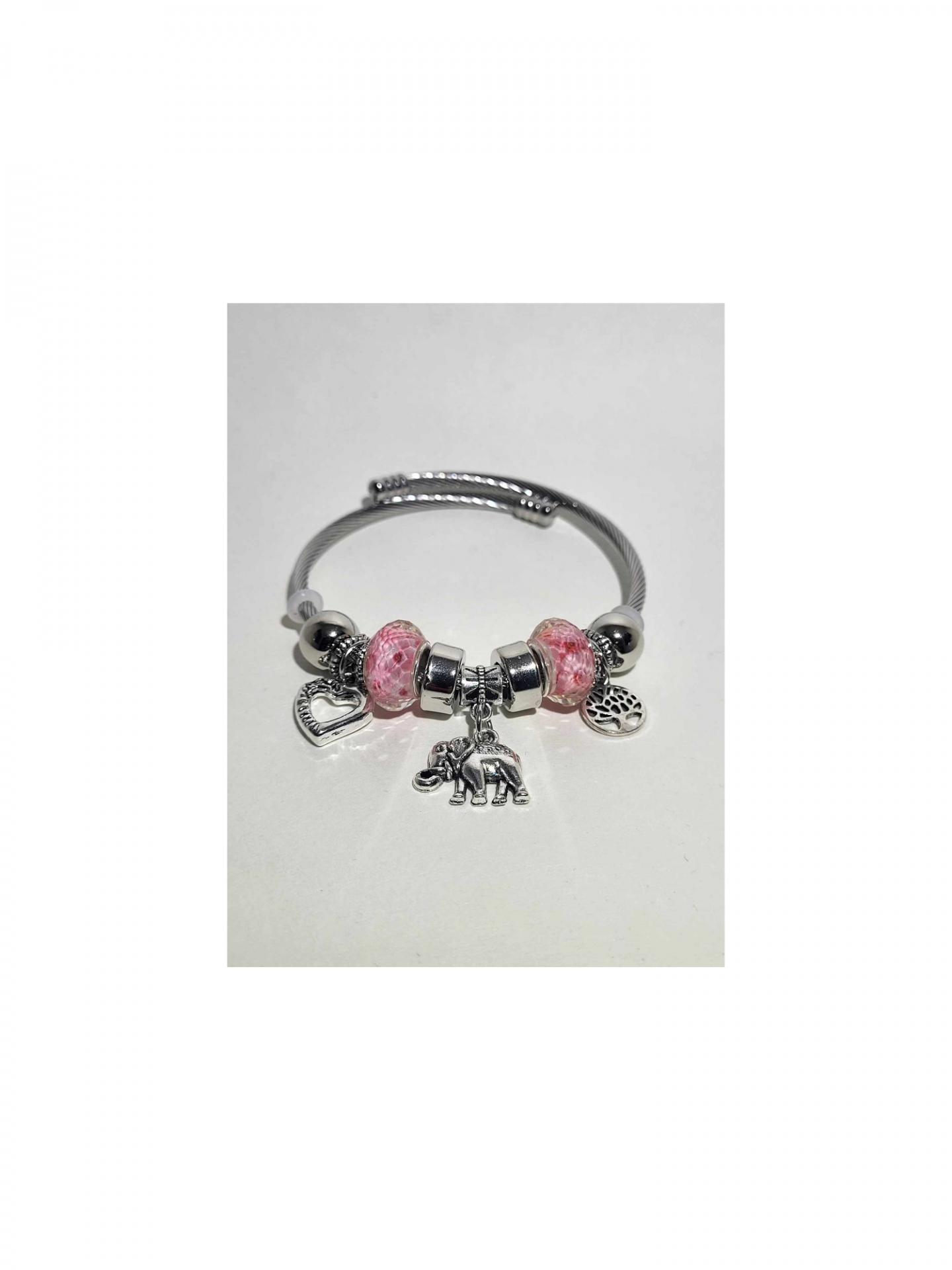 Zapestnica z izdolbljenim srcem roza