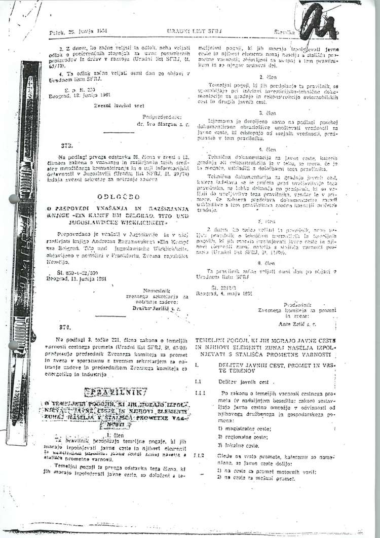 Predogled strani 100