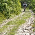 Descent towards a church in Zanigrad